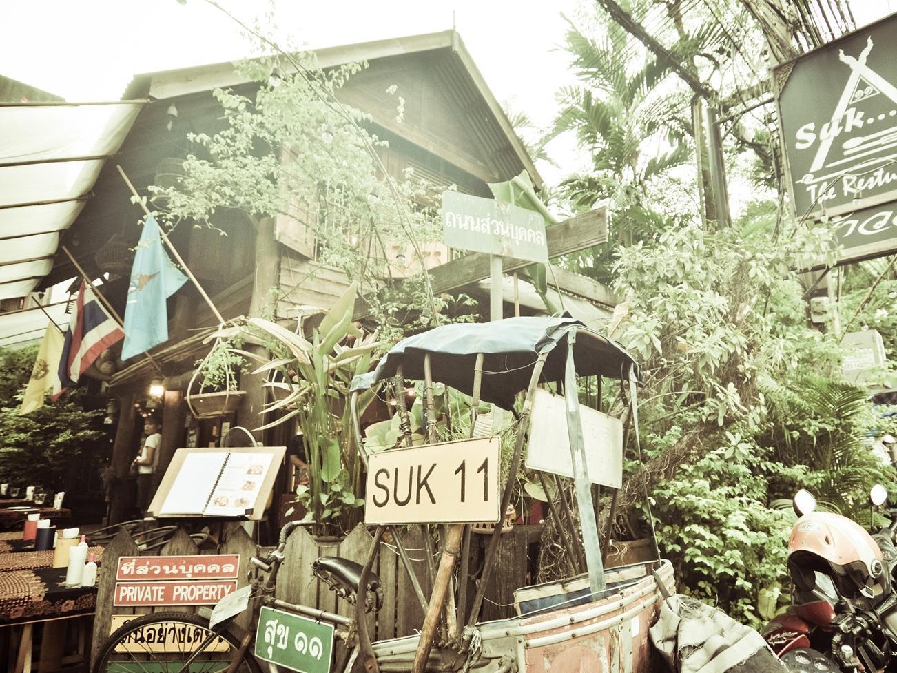 Suk11 Hostel Bangkok Exterior foto